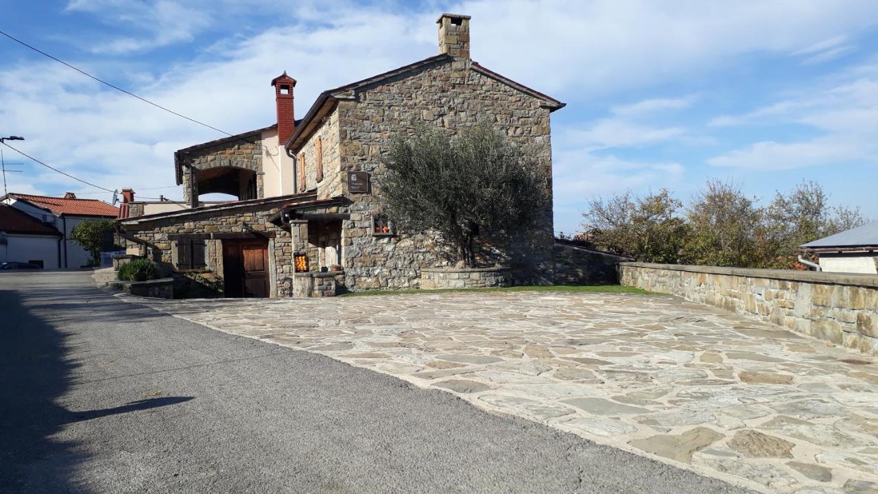 Wine House Rakar Guest House Gracisce Exterior photo